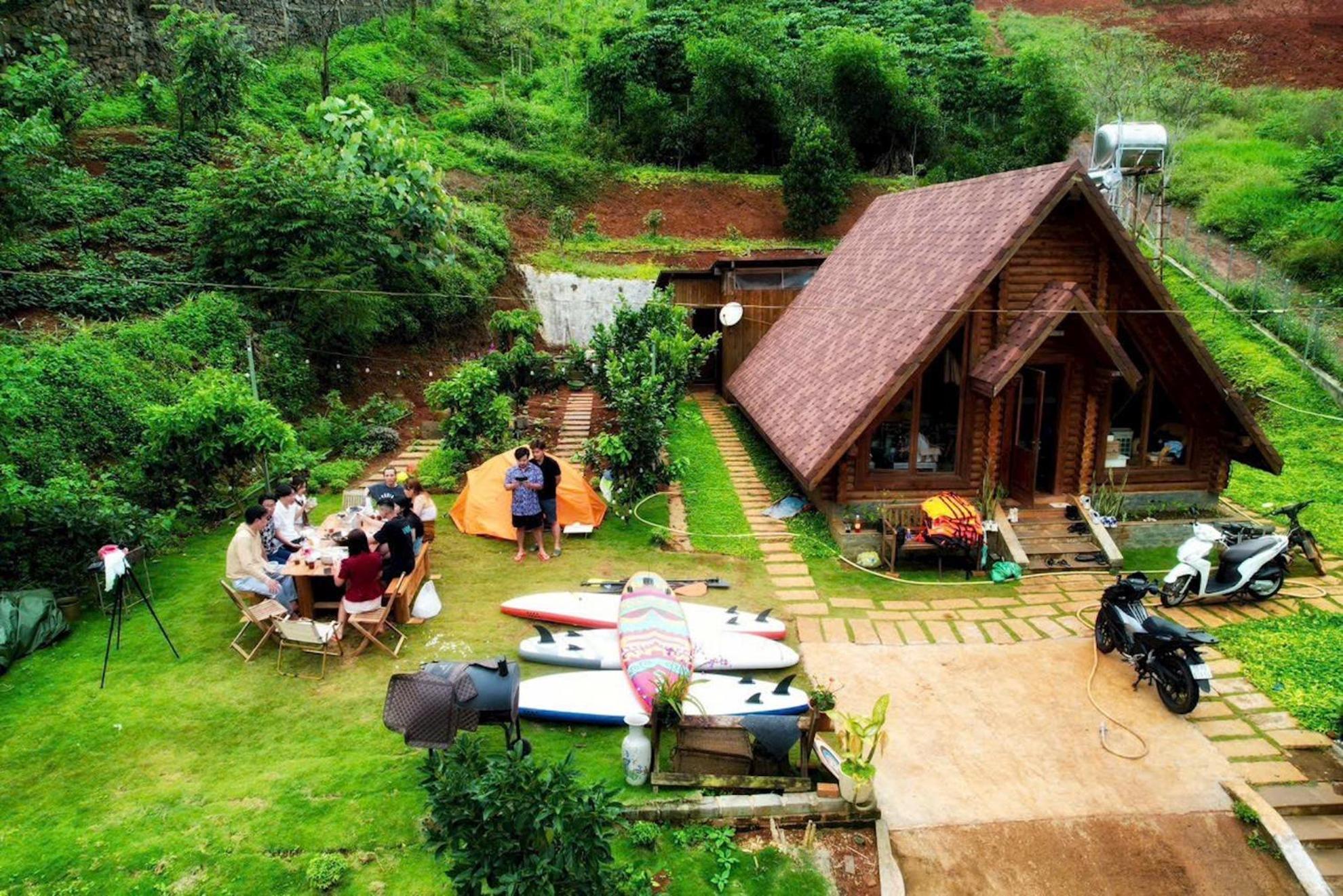 Nha Bao La - Ho Dak Long Thuong Hotel Bảo Lộc Eksteriør billede